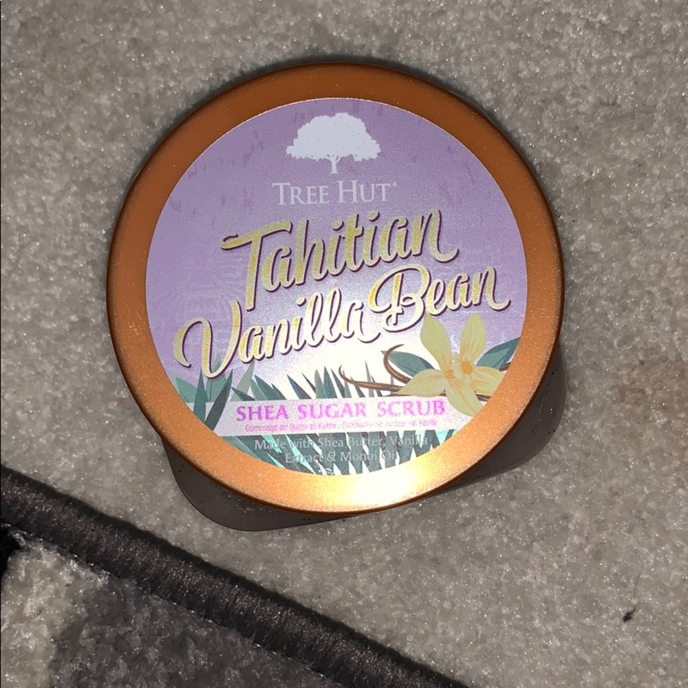 Tree hut Tahitian vanilla bean Shea sugar scrub